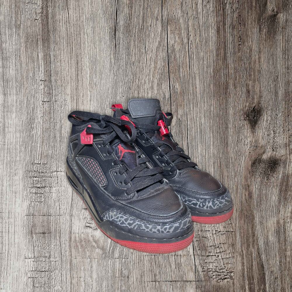 Jordan‎ Spizike low casual shoes. Youth size 7